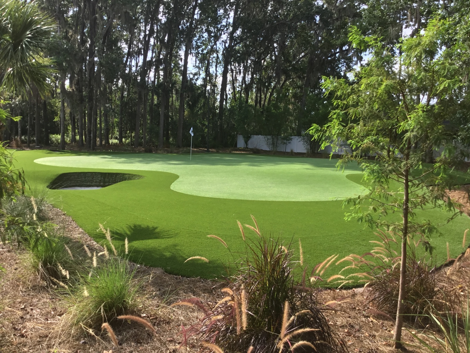 backyard putting green installers